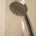 本当!?シャンプーを使わない方が頭皮に良いの?“湯シャン”について 本当!?シャンプーを使わない方が頭皮に良いの?“湯シャン”について