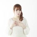 胸のニキビが治らない・・!痛くて治りにくい胸ニキビの原因と治し方! 胸のニキビが治らない・・!痛くて治りにくい胸ニキビの原因と治し方!