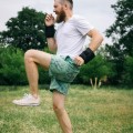 太ももあげ運動にはダイエット効果以外にも女性にとって嬉しい効果がある! 太ももあげ運動にはダイエット効果以外にも女性にとって嬉しい効果がある!