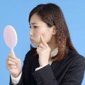 繰り返しできる大人ニキビをどうにかしたい!大人ニキビの改善方法とは? 繰り返しできる大人ニキビをどうにかしたい!大人ニキビの改善方法とは?