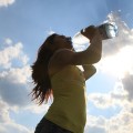 クロロフィルウォーターでダイエット!飲むだけのデトックスがうれしい クロロフィルウォーターでダイエット!飲むだけのデトックスがうれしい
